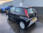 Toyota Aygo 1.0 VVT-i x-play Automaat, Apple Carplay en/of Android auto Navigatie, Achteruitrijcamera, Airco, NL-auto