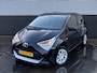 Toyota Aygo 1.0 VVT-i x-play Automaat, Apple Carplay en/of Android auto Navigatie, Achteruitrijcamera, Airco, NL-auto