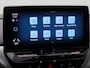 Volkswagen ID.4 First 77 kWh 205 Pk | LED-verlichting | Leder/Alcantara | Adaptive Cruise | Camera | CarPlay | Zwarte Hemel | 20 Inch | 40.702 Km
