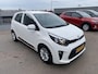 Kia Picanto 1.0 MPi DynamicLine Zeer Lage Km-stand, Achteruitrij camera, airconditioning, side skirts, cruise control, navigatie Apple CarPlay/Android Auto, start/stop systeem