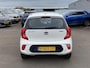 Kia Picanto 1.0 MPi DynamicLine Zeer Lage Km-stand, Achteruitrij camera, airconditioning, side skirts, cruise control, navigatie Apple CarPlay/Android Auto, start/stop systeem
