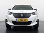 Peugeot e-2008 GT Pack 50kWh | 1ste eigenaar | 3-Fase | ACCU 92% | Glazen dak | LEER/Alcantara | Camera | LED koplampen | Stoelverwarming | Navigatie | AUTOMAAT