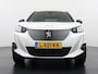 Peugeot e-2008 EV GT Pack 50 kWh | 3-Fase | Navigatie | Alcantara bekleding | Panoramisch schuifdak | Full Led koplampen | Adaptieve cruise control | Stoelverwarming