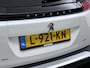 Peugeot e-2008 EV GT Pack 50 kWh | 3-Fase | Navigatie | Alcantara bekleding | Panoramisch schuifdak | Full Led koplampen | Adaptieve cruise control | Stoelverwarming