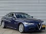 Alfa Romeo Giulia 2.0 TURBO 200pk Aut B-Tech Business Edition | Parkeercamera | Stoel/stuurverwarming | Memory stoelen | Cruise Control | Climate Control