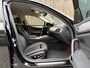BMW 5-Serie Touring 520i High Executive Automaat | Apple CarPlay | Leren bekleding | Stoelverwarming | LED verlichting | Comfortstoelen met memory-functie | Draadloze telefoonlader | Achteruitrijcamera