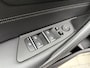 BMW 5-Serie Touring 520i High Executive Automaat | Apple CarPlay | Leren bekleding | Stoelverwarming | LED verlichting | Comfortstoelen met memory-functie | Draadloze telefoonlader | Achteruitrijcamera