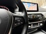BMW 5-Serie Touring 520i High Executive Automaat | Apple CarPlay | Leren bekleding | Stoelverwarming | LED verlichting | Comfortstoelen met memory-functie | Draadloze telefoonlader | Achteruitrijcamera