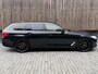 BMW 5-Serie Touring 520i High Executive Automaat | Apple CarPlay | Leren bekleding | Stoelverwarming | LED verlichting | Comfortstoelen met memory-functie | Draadloze telefoonlader | Achteruitrijcamera