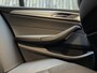 BMW 5-Serie Touring 520i High Executive Automaat | Apple CarPlay | Leren bekleding | Stoelverwarming | LED verlichting | Comfortstoelen met memory-functie | Draadloze telefoonlader | Achteruitrijcamera