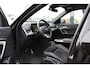 BMW iX1 eDrive20 67 kWh , Automaat, M-Sportpakket, Leder/alcantara Bekleding, Navi, Clima, Camera, Adap.Cruise, Stoelverwarming, Apple Carplay, Andoid Auto, LMV 18 Inch, Dakrails