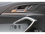 BMW iX1 eDrive20 67 kWh , Automaat, M-Sportpakket, Leder/alcantara Bekleding, Navi, Clima, Camera, Adap.Cruise, Stoelverwarming, Apple Carplay, Andoid Auto, LMV 18 Inch, Dakrails