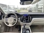 Volvo XC60 2.0 T5 AWD Inscription / Automaat / NL-Auto / 1e-Eigenaar / Dealer-Onderhouden / Vol-Leder / Pilot-Assist / Standkachel / Open-Panodak / Stoelverwarming / Apple-Carplay & Android-Auto / Elektr.-Trekhaak / Elektr.-Stoelen met Geheugen / Elektr.-Achterklep / Dodehoek-Detectie / Keyless / LED-Adaptief / Camera-Achter / PDC V+A / 19'' LMV / ENZ.