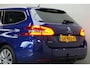 Peugeot 308 SW 1.2 PureTech Blue Lease Premium AUTOMAAT! 130 PK! PANO CLIMA H. LEER CAMERA TREKHAAK etc.