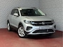 Volkswagen T-Cross DE VERNIEUWDE T-CROSS 116PK 17''LMV TREKHAAK CAMERA VIR.COCKPIT STOELVERW. ADAP.CRUISE LMV CARPLAY 2025 "Volkswagen rijden begint bij Topautos.nl – 75 topmodellen direct op voorraad!"