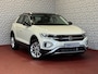 Volkswagen T-Roc 1.5 TSI 150PK STYLE PLUSBI-TONE ZWART DAK/SPIEGELS ALCANTARA IQ. ELEK.KLEP ADAP.CRUISE VIR.COCKPIT CAMERA STOEL/STUUR VERW. 17''LMV 06/2024