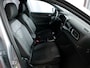 Volkswagen T-Roc 1.5 TSI 150PK R-LINE EVO IQ LIGHT ALCANTARA ELEK.KLEP CARPLAY STOEL/STUUR VERW. 18"LMV VIR.COCKPIT 2024 "Volkswagen rijden begint bij Topautos.nl – 75 topmodellen direct op voorraad!"