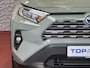 Toyota RAV4 2.5 Hybrid LED LEER CAMERA ELEK.KLEP NAVI CAMERA 18''LMV ADAP.CRUISE ELEK.STOEL STUUR STOELVERW ✅2025✅