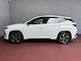 Hyundai Tucson NIEUWE AUTO 1.6 T-GDI PHEV 252PK 4WD N-LINE SKY PANO. 360.CAMERA SMART.PARK ELEK.KLEP ELEK.STOEL/GEHEUG.VERWARMD SUBWFR 19''LMV ZWARTE HEMEL HEADUP STOELKOELING STUURVERW. PLUG IN HYBRIDE - 5 JAAR GARANTIE