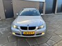 BMW 3-Serie Touring 318i |Trekhaak uitklapbaar | Touring/station |dakrails | AUTOMAAT |