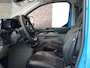 Ford E-Transit Cust. 320 L2H1 MS-RT 65 kWh DC | UNIEK! | €5.000,00 KORTING!! | DEMO | DIRECT UIT VOORRAAD ! | MS-RT BLUE |