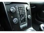 Volvo V40 Cross Country | T3 Automaat Polar+ Luxury Lichtmetalen Velgen 17" | Electronic Climate Controle | Voorstoelen Verwarmd | Multimedia-voorbereiding | Navigatiesysteem Full Map + Hard Disk Panoramadak | Parkeer Assistent | Cruise Control |  DAB Ontvanger