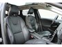 Volvo V40 Cross Country | T3 Automaat Polar+ Luxury Lichtmetalen Velgen 17" | Electronic Climate Controle | Voorstoelen Verwarmd | Multimedia-voorbereiding | Navigatiesysteem Full Map + Hard Disk Panoramadak | Parkeer Assistent | Cruise Control |  DAB Ontvanger