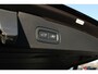 Volvo V60 2.0 T6 Plug-in hybrid AWD Plus Dark | Lichtmetalen Velgen 18" | Lederen Bekleding | Premium Audio by Harman Kardon | Rondomzicht Camera | Trekhaak Elektrisch Uitklapbaar | Verwarmde Voorruit | Electronic Climate Controle |Voorstoelen + Stuurwiel Verwarmd |