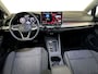 Volkswagen Golf 1.5 eTSI 110pk Life Edition Achteruitrijcamera / Koplampverlichting led plus / 17 inch lichtmetaal / Voorstoelen verwarmbaar