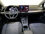 Volkswagen Golf 1.5 eTSI 110pk Life Edition Achteruitrijcamera / Koplampverlichting led plus / 17 inch lichtmetaal / Voorstoelen verwarmbaar