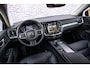 Volvo V60 2.0 B3 Essential Edition | Sport Pack | 19" Black Edition Velgen | Leder | Adaptieve Cruise Control | Stoelverwarming | Park Assist |