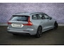 Volvo V60 2.0 B3 Essential Edition | Sport Pack | 19" Black Edition Velgen | Leder | Adaptieve Cruise Control | Stoelverwarming | Park Assist |