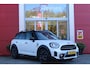 MINI Countryman Mini 2.0 Cooper S E 220PK ALL4 CHILI | UNION JACK ACHTERLICHTEN | LEDEREN BEKLEDING | ELEKTRISCH BEDIENBARE VOORSTOELEN MET GEHEUGENFUNSCTIE OP DE BESTUURDERSSTOEL | STOEL/VOORRUIT VERWARMING | FULL LED KOPLAMPEN | DRAADLOZE APPLE CARPLAY/ANDROID AUTO | DRAADLOZE TELEFOONLADER | NAVIGATIE | EXTRA GETINTE ACHTERRUITEN | ZWART DAK | 18" LICHTMETALEN VELGEN BLACK 10 SPAAKS | ACHTERUITRIJ CAMERA | PARKEERSENSOREN VOOR EN ACHTER | CLIMATE CONTROL | KEYLESS ENTRY/START | HUD (HEAD UP DISPLAY) | ADAPTIVE CRUISE CONTROL | DAB+ RADIO | DONKERE HEMEL BEKLEDING |