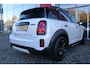 MINI Countryman Mini 2.0 Cooper S E 220PK ALL4 CHILI | UNION JACK ACHTERLICHTEN | LEDEREN BEKLEDING | ELEKTRISCH BEDIENBARE VOORSTOELEN MET GEHEUGENFUNSCTIE OP DE BESTUURDERSSTOEL | STOEL/VOORRUIT VERWARMING | FULL LED KOPLAMPEN | DRAADLOZE APPLE CARPLAY/ANDROID AUTO | DRAADLOZE TELEFOONLADER | NAVIGATIE | EXTRA GETINTE ACHTERRUITEN | ZWART DAK | 18" LICHTMETALEN VELGEN BLACK 10 SPAAKS | ACHTERUITRIJ CAMERA | PARKEERSENSOREN VOOR EN ACHTER | CLIMATE CONTROL | KEYLESS ENTRY/START | HUD (HEAD UP DISPLAY) | ADAPTIVE CRUISE CONTROL | DAB+ RADIO | DONKERE HEMEL BEKLEDING |