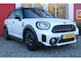 MINI Countryman Mini 2.0 Cooper S E 220PK ALL4 CHILI | UNION JACK ACHTERLICHTEN | LEDEREN BEKLEDING | ELEKTRISCH BEDIENBARE VOORSTOELEN MET GEHEUGENFUNSCTIE OP DE BESTUURDERSSTOEL | STOEL/VOORRUIT VERWARMING | FULL LED KOPLAMPEN | DRAADLOZE APPLE CARPLAY/ANDROID AUTO | DRAADLOZE TELEFOONLADER | NAVIGATIE | EXTRA GETINTE ACHTERRUITEN | ZWART DAK | 18" LICHTMETALEN VELGEN BLACK 10 SPAAKS | ACHTERUITRIJ CAMERA | PARKEERSENSOREN VOOR EN ACHTER | CLIMATE CONTROL | KEYLESS ENTRY/START | HUD (HEAD UP DISPLAY) | ADAPTIVE CRUISE CONTROL | DAB+ RADIO | DONKERE HEMEL BEKLEDING |