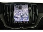 Volvo XC60 2.0 T6 Plug-in hybrid AWD Plus Dark Stoel + Stuur verwarming | Trekhaak | BLIS | Elektrische stoelen | Panorama dak |