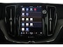 Volvo XC60 2.0 T6 Plug-in hybrid AWD Plus Dark Stoel + Stuur verwarming | Trekhaak | BLIS | Elektrische stoelen | Panorama dak |