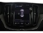 Volvo XC60 2.0 T6 Plug-in hybrid AWD Plus Dark Stoel + Stuur verwarming | Trekhaak | BLIS | Elektrische stoelen | Panorama dak |