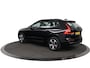 Volvo XC60 2.0 T6 Plug-in hybrid AWD Plus Dark Stoel + Stuur verwarming | Trekhaak | BLIS | Elektrische stoelen | Panorama dak |