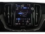 Volvo XC60 2.0 T6 Plug-in hybrid AWD Plus Dark Stoel + Stuur verwarming | Trekhaak | BLIS | Elektrische stoelen | Panorama dak |
