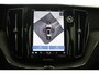 Volvo XC60 2.0 T6 Plug-in hybrid AWD Plus Dark Stoel + Stuur verwarming | Trekhaak | BLIS | Elektrische stoelen | Panorama dak |