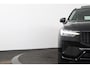 Volvo XC60 2.0 T6 Plug-in hybrid AWD Plus Dark Stoel + Stuur verwarming | Trekhaak | BLIS | Elektrische stoelen | Panorama dak |
