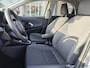 Toyota Yaris 1.5 HYBRID BUSINESS ALL-SEASON BLIND-SPOT KEYLESS STOELVERW PARK-SENSOREN APPLE/ANDROID NL-AUTO