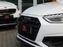 Audi A4 Avant 35 TFSI S edition | Zwart Optiek | 20inch velgen
