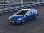 Volvo V40 2.0 D3 150 PK Business Sport R-Design Panoramadak Harman Kardon LED Standkachel Trekhaak Stoelverwarming 18"