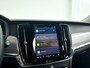 Volvo V90 T6 Plug-in hybrid AWD Ultra Dark | Panoramadak | 360° camera | Harman Kardon | Stoel- en Stuurverwarming | Trekhaak