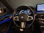 BMW 5-Serie Touring 520i Business Ed | M-sport | Trekhaak | Tansanitblau