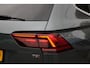Volkswagen Tiguan Allspace 1.4 TSI Highline Business 7p. - Adaptive Cruise Control - Trekhaak - Stoelverwarming
