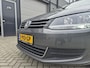 Volkswagen Sharan 1.4 TSI Highline 7p. Automaat*Lederen bekleding*Panoramadak*Nai*PDC-Cruise Control enz. Deze mooie Volkswagen Sharan wordt in opdracht van een particulier aangeboden.