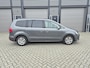 Volkswagen Sharan 1.4 TSI Highline 7p. Automaat*Lederen bekleding*Panoramadak*Nai*PDC-Cruise Control enz. Deze mooie Volkswagen Sharan wordt in opdracht van een particulier aangeboden.